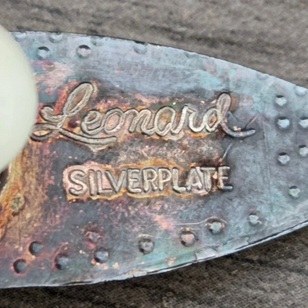 Leonard Trivet Silver Vintage Butterfly Silverplate Kitchen Decor Table Hot Pot
